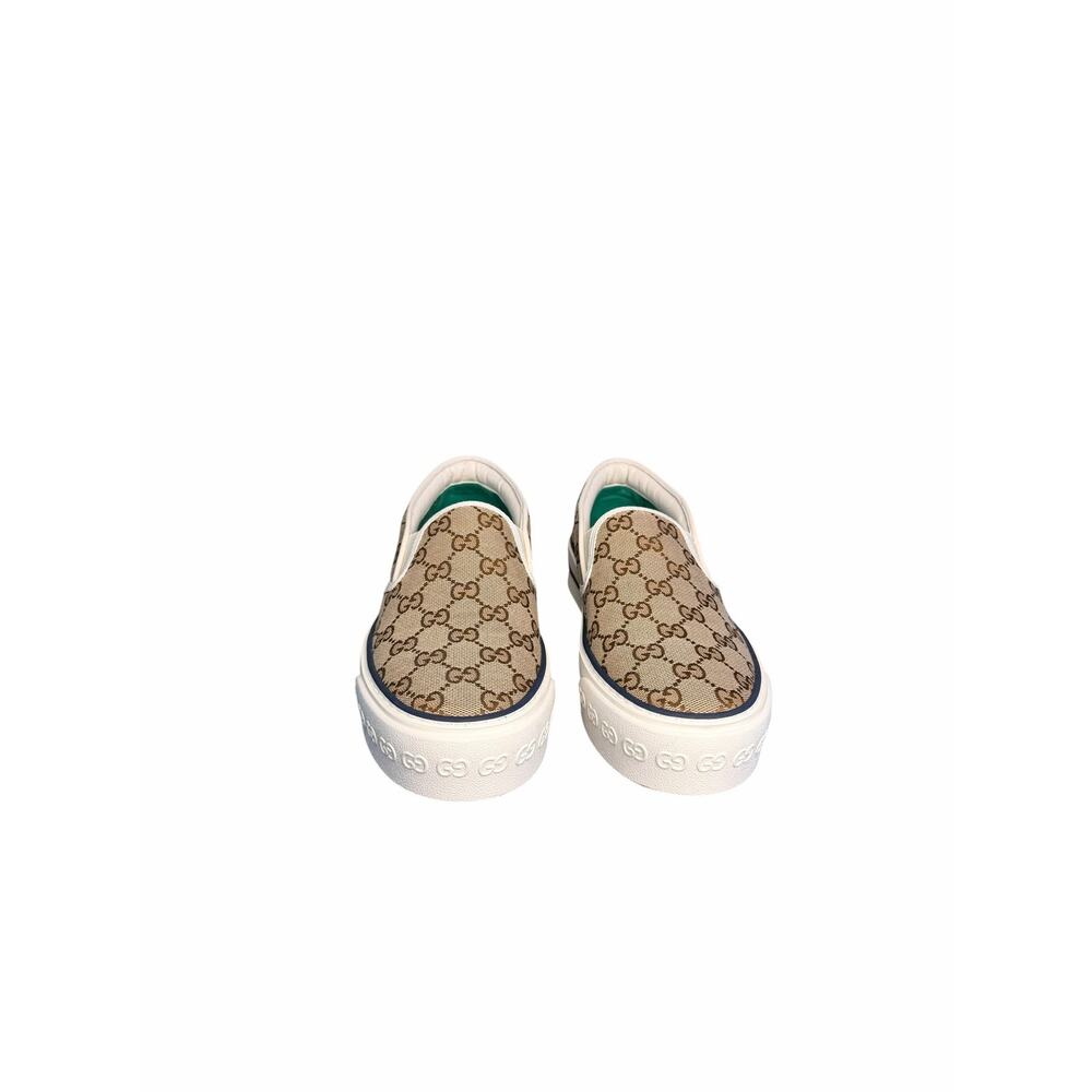 Gucci NIB 1977 Tennis Slip-On Sneaker in Beige Coated Canvas Monogram Size
39.5 - Picture 3 of 11